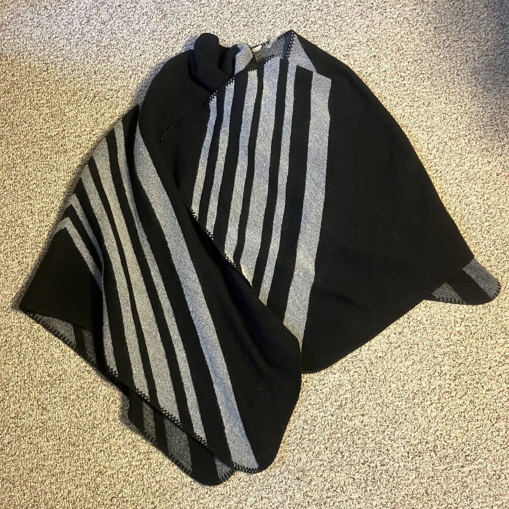 NWT Soft Surroundings Whistler Poncho Cape Black Gray One Size Lagenlook Blanket